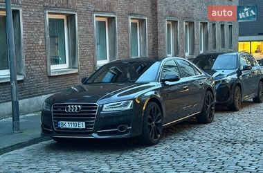 Седан Audi A8 2014 в Ровно