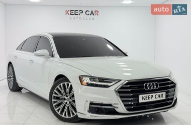 Седан Audi A8 2019 в Одесі