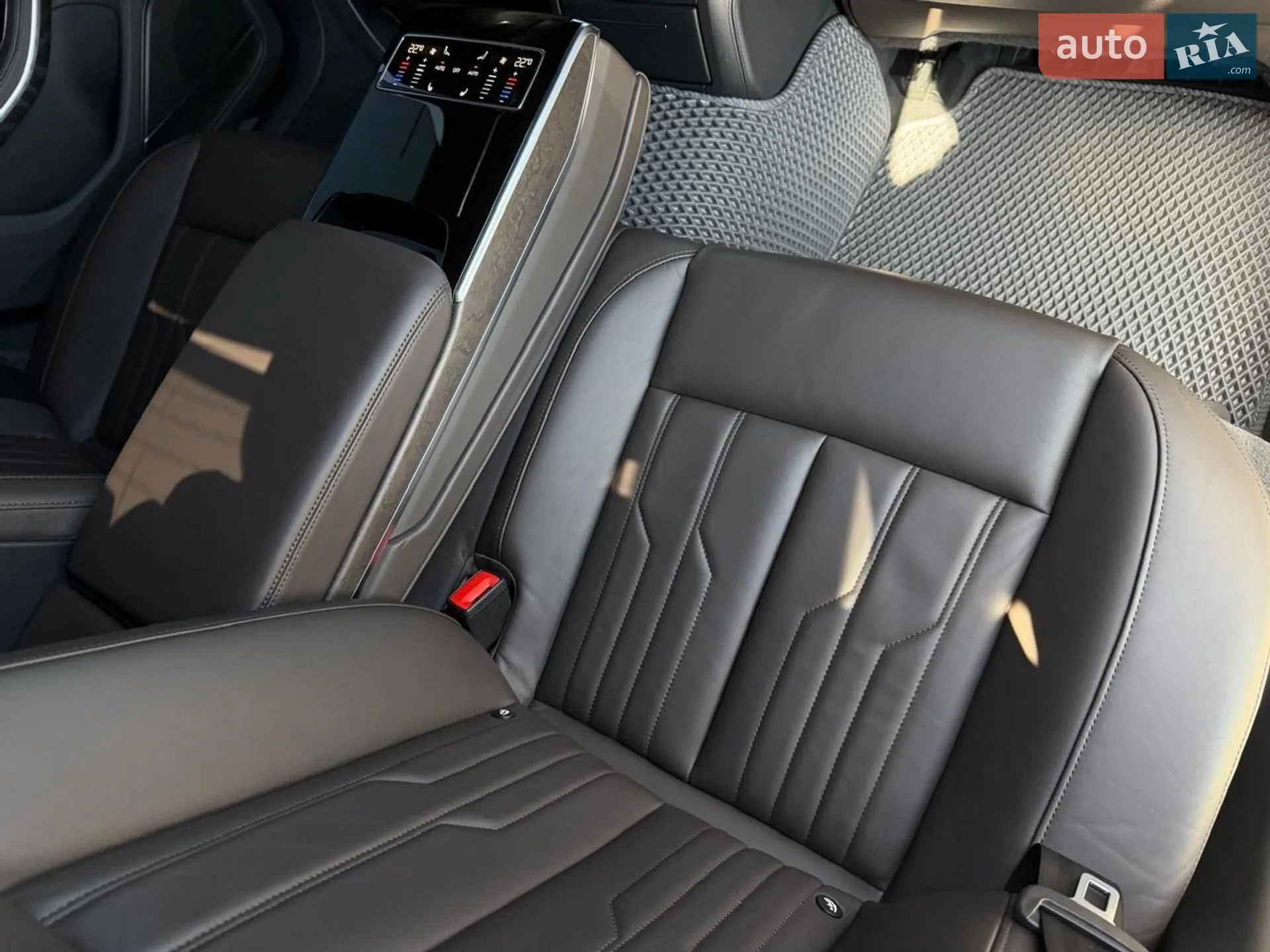 2018 Audi A8 - мініатюра 67