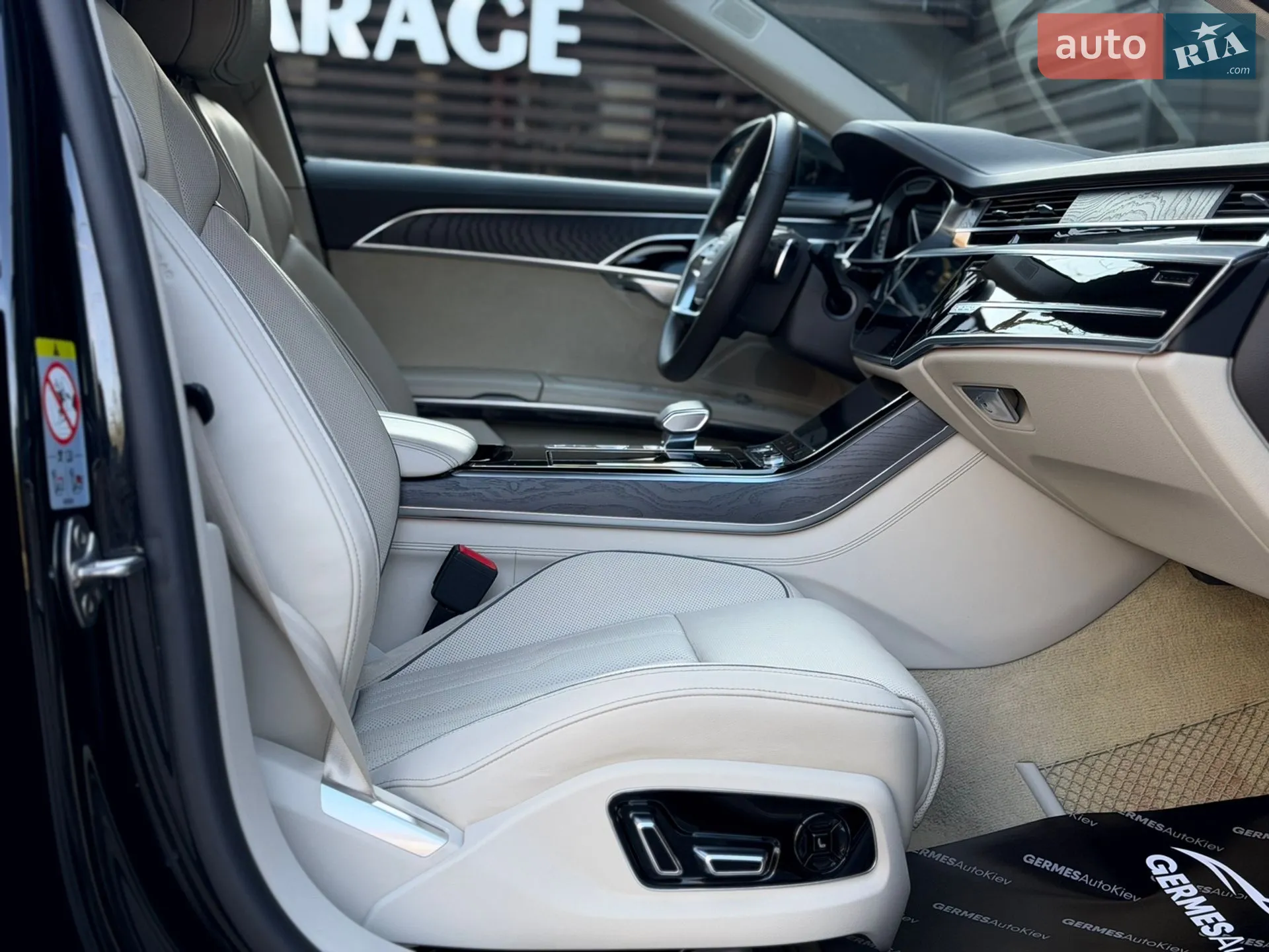 2019 Audi A8 - мініатюра 24