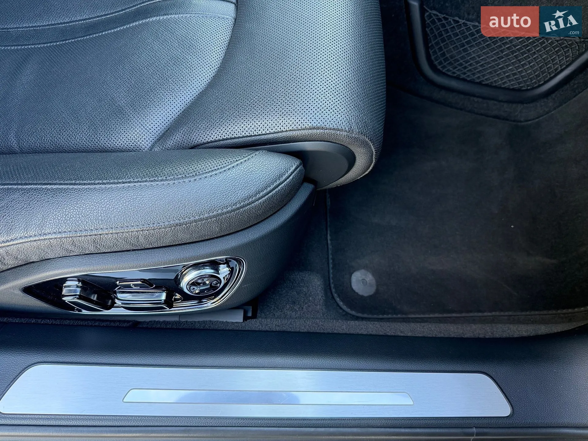 2013 Audi A8 - мініатюра 50