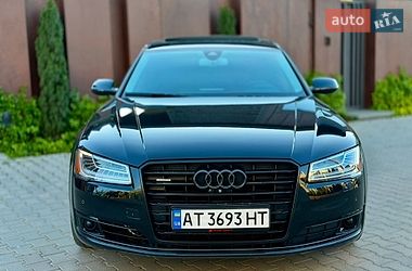 Седан Audi A8 2014 в Черновцах