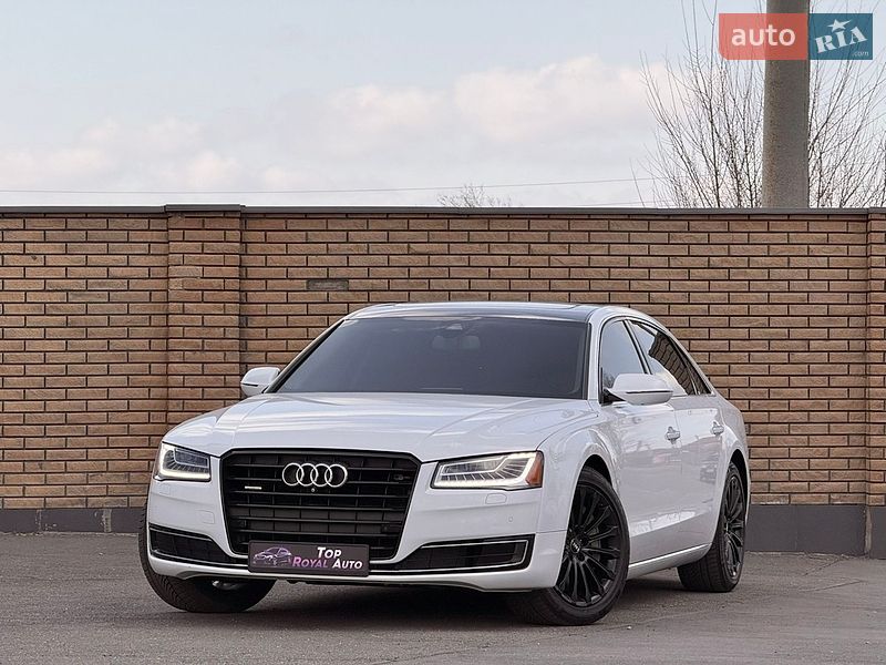 Седан Audi A8 2016 в Кривом Роге