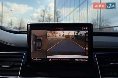 Седан Audi A8 2016 в Кривом Роге