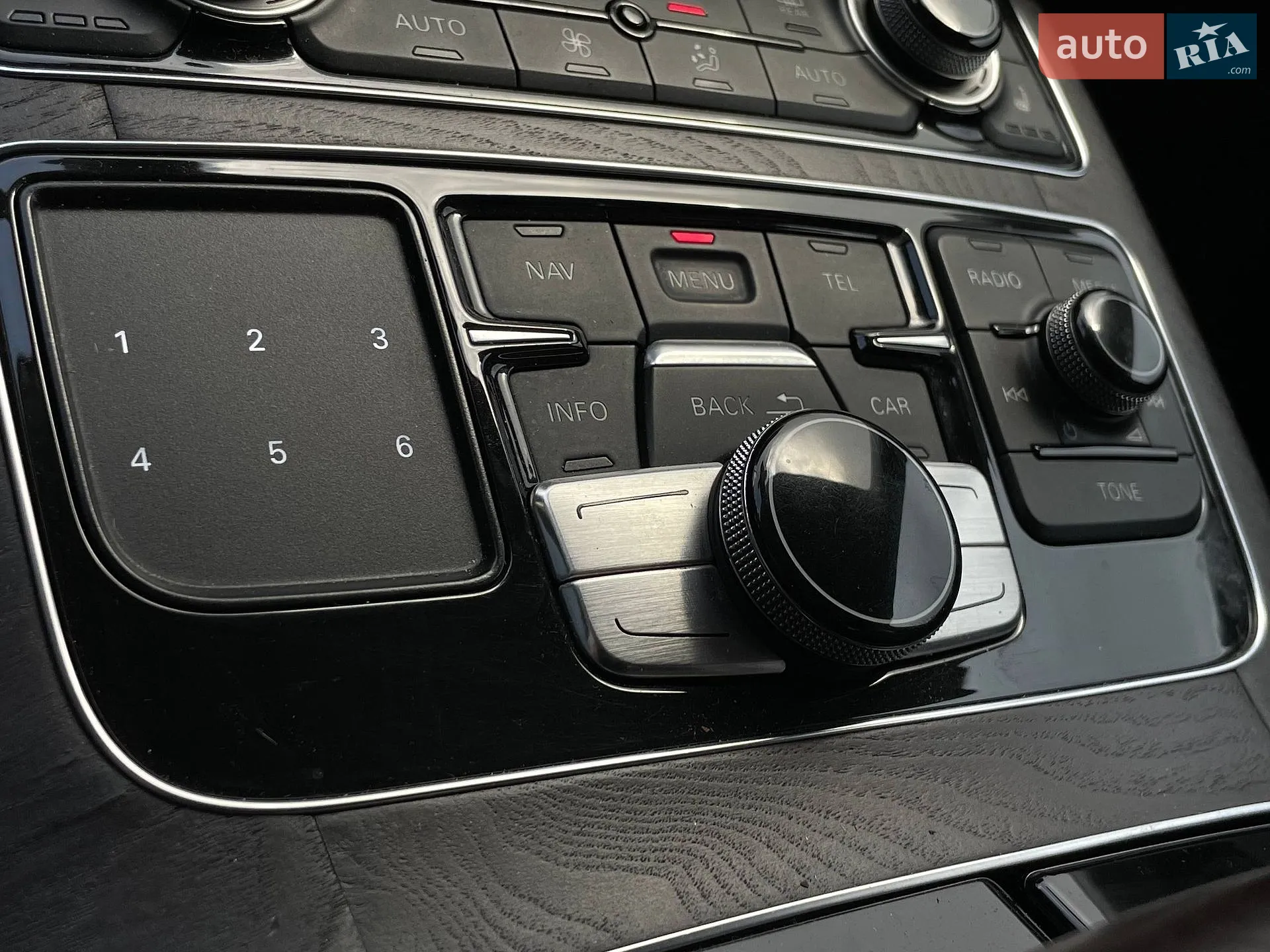 2012 Audi A8 - мініатюра 38