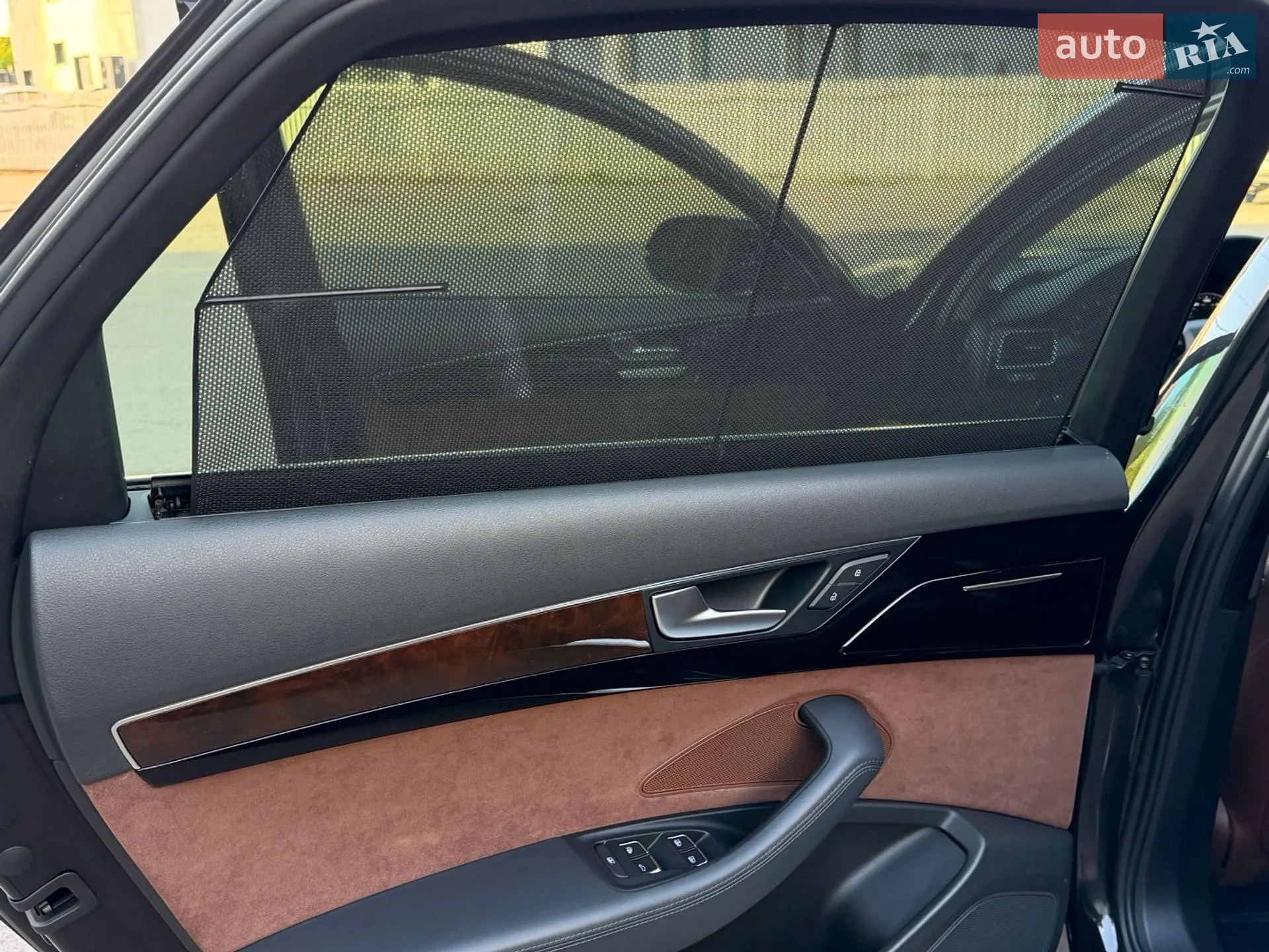2015 Audi A8 - мініатюра 5