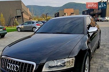 Седан Audi A8 2005 в Ужгороді