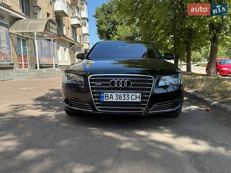 Седан Audi A8 2012 в Кропивницькому