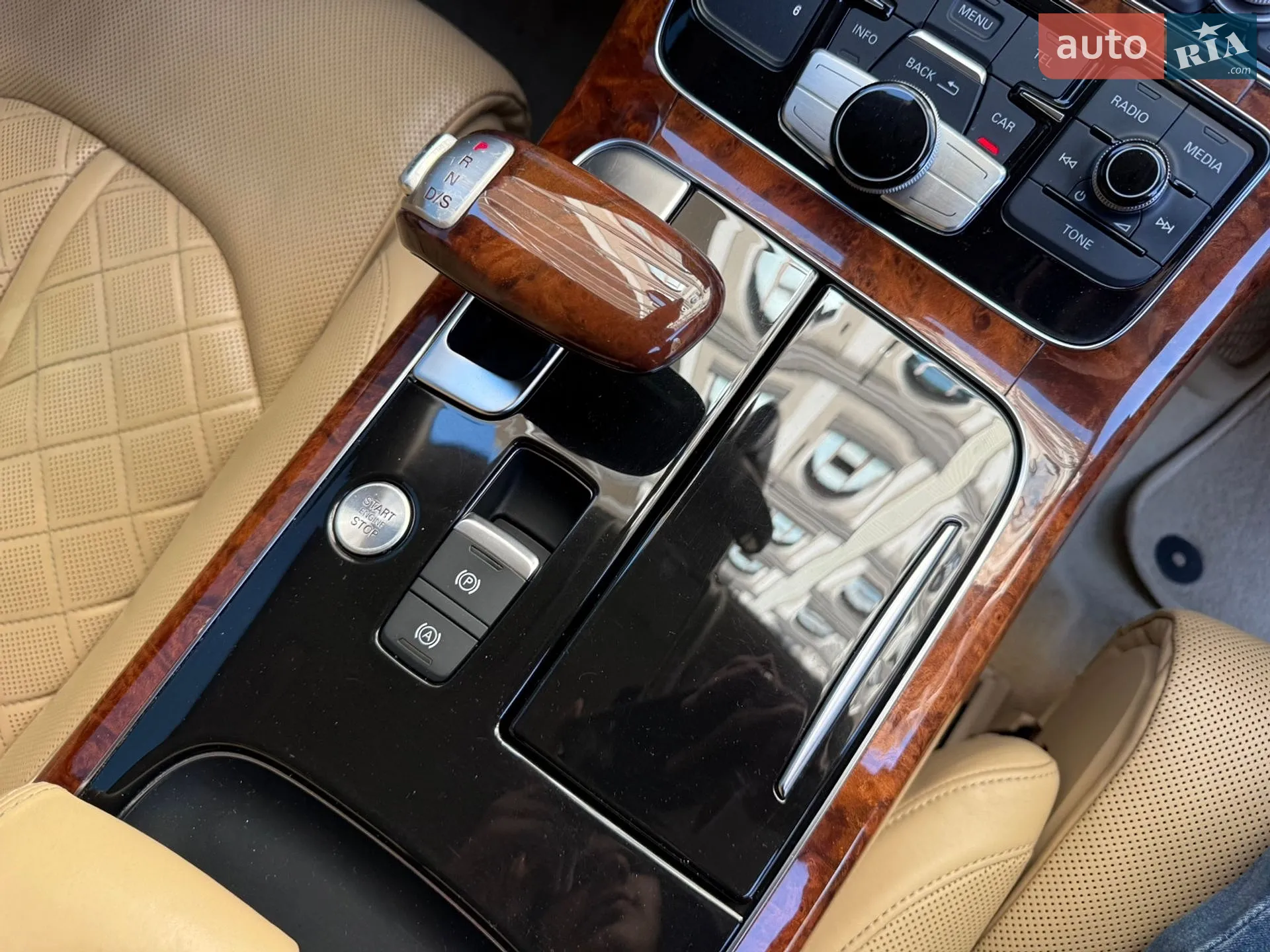 2010 Audi A8 - мініатюра 84