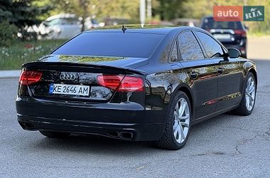 Седан Audi A8 2010 в Днепре