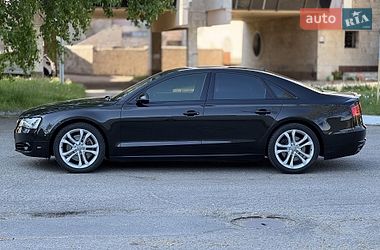 Седан Audi A8 2010 в Днепре
