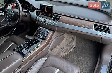 Седан Audi A8 2010 в Днепре