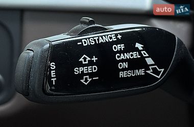 Седан Audi A8 2010 в Днепре