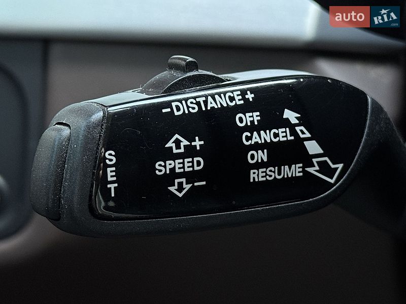 Седан Audi A8 2010 в Днепре