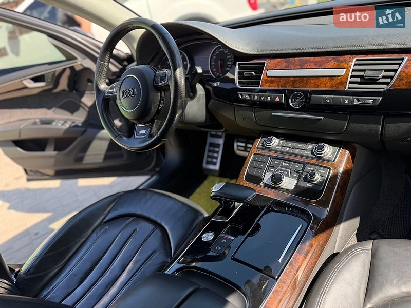 Седан Audi A8 2017 в Житомирі