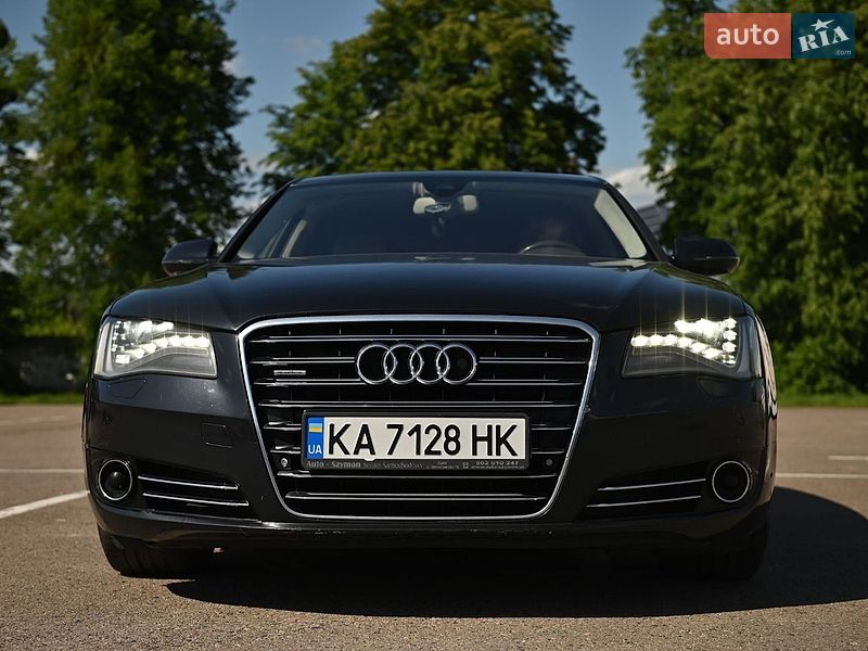 Седан Audi A8 2010 в Ровно