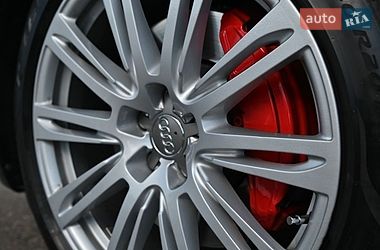 Седан Audi A8 2010 в Ровно