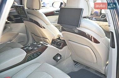 Седан Audi A8 2010 в Ровно