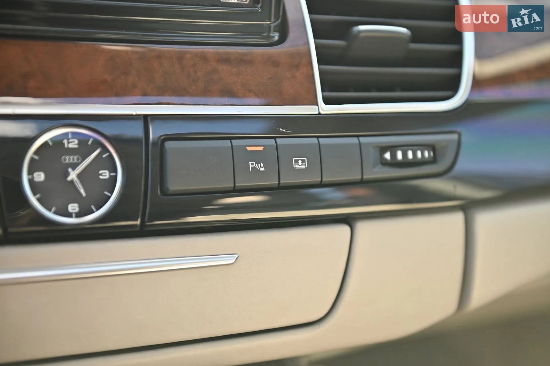 2010 Audi A8 - мініатюра 102
