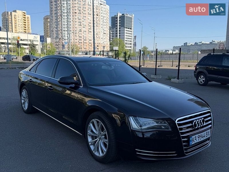 Седан Audi A8 2012 в Киеве