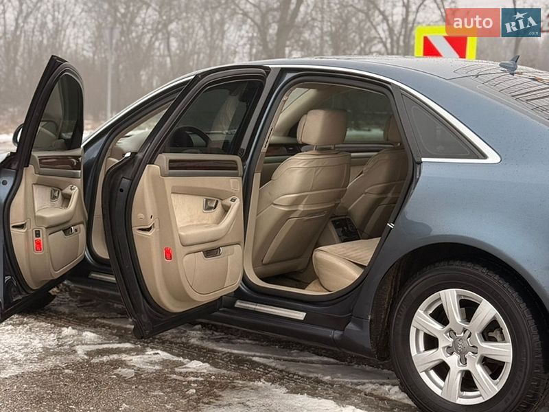 Седан Audi A8 2008 в Бобринце