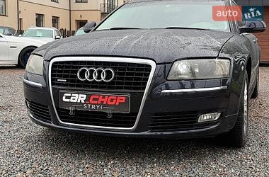 Седан Audi A8 2009 в Стрию
