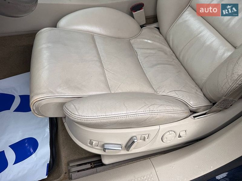 Седан Audi A8 2009 в Стрию