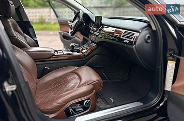 Седан Audi A8 2013 в Львове