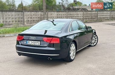 Седан Audi A8 2013 в Львове