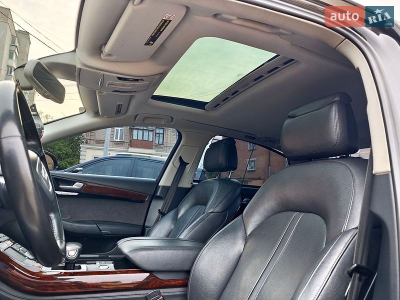 Седан Audi A8 2013 в Бердичеве