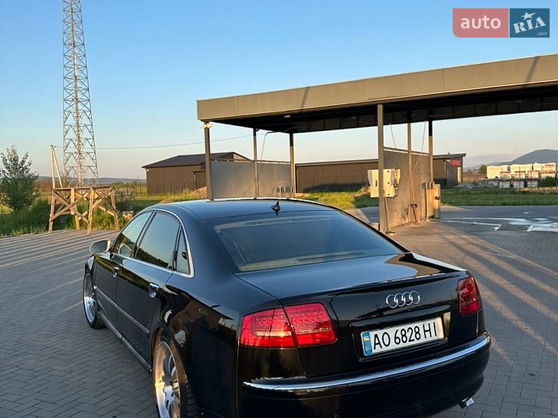 Седан Audi A8 2006 в Тячеве