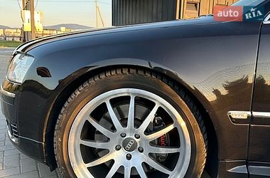 Седан Audi A8 2006 в Тячеве
