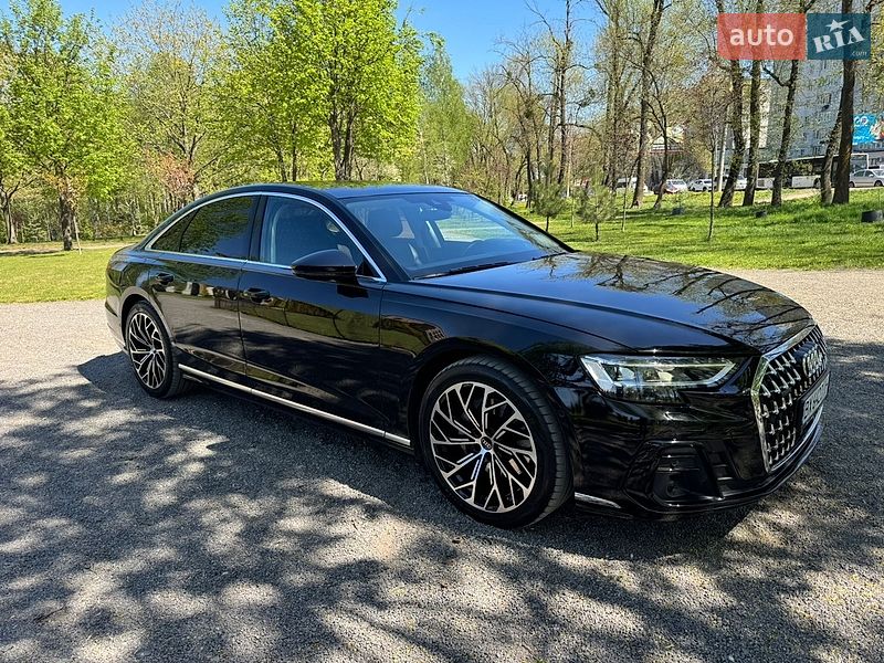 Седан Audi A8 2024 в Хмельницком