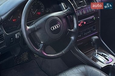 Седан Audi A8 1998 в Мурованых Куриловцах