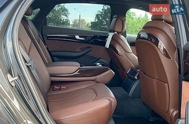 Седан Audi A8 2017 в Харькове