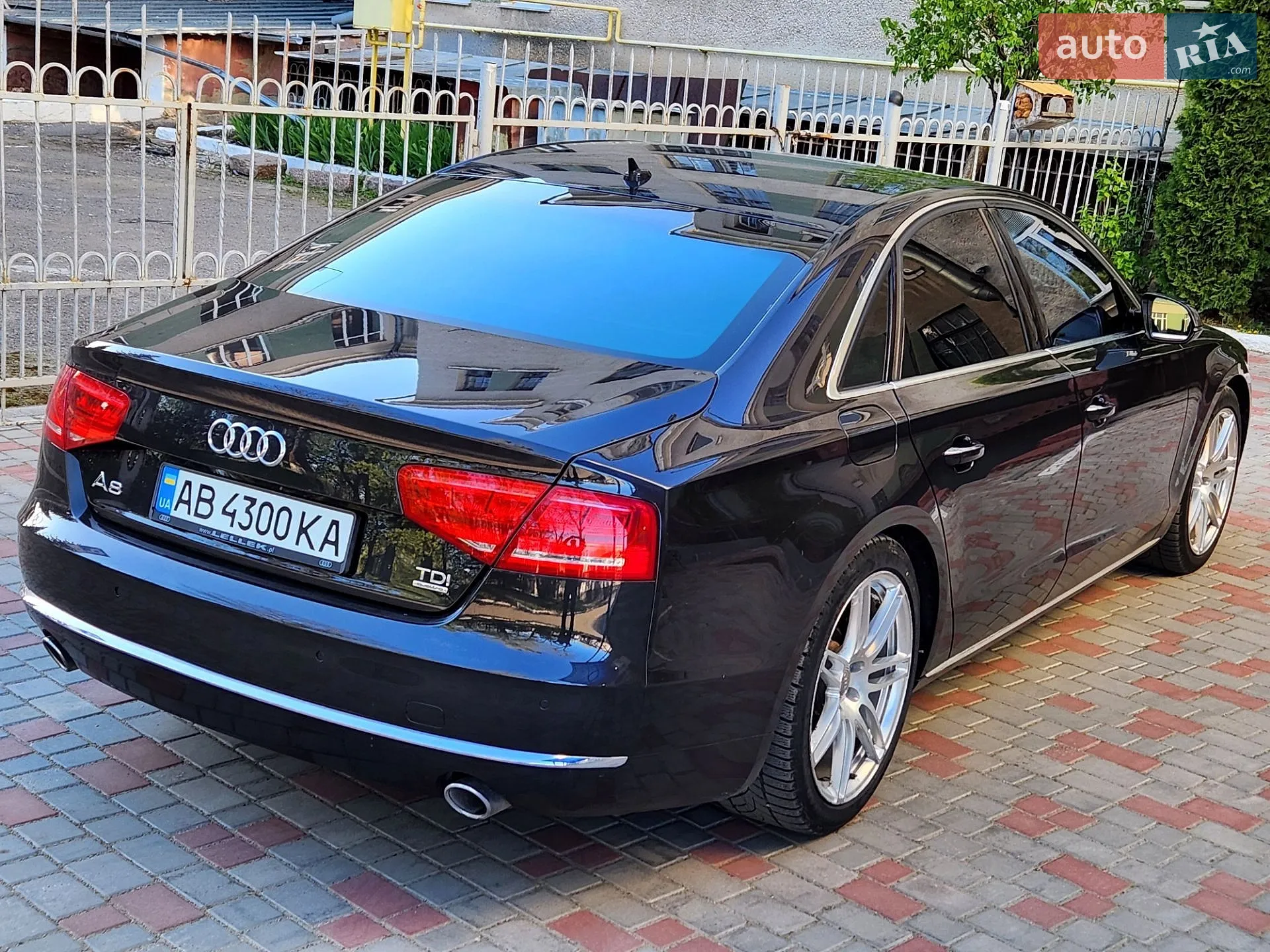 2010 Audi A8 - мініатюра 14