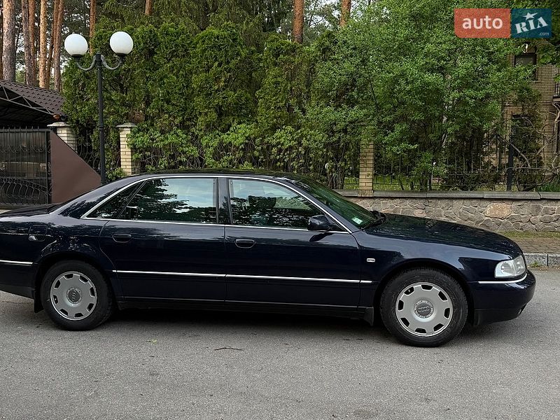 Седан Audi A8 2001 в Києві