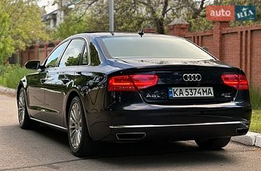 Седан Audi A8 2013 в Днепре