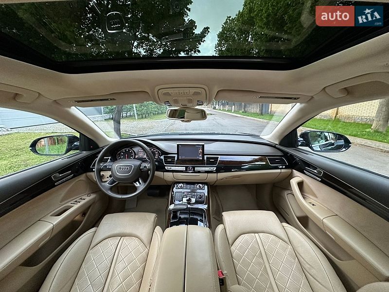 Седан Audi A8 2013 в Днепре