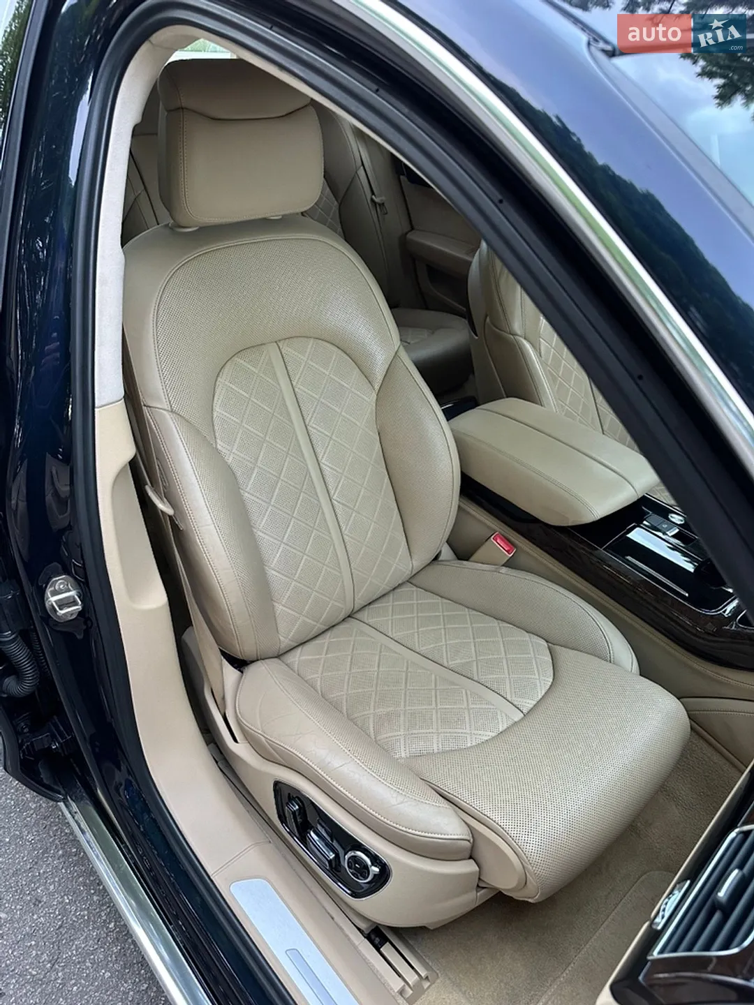 2013 Audi A8 - мініатюра 26