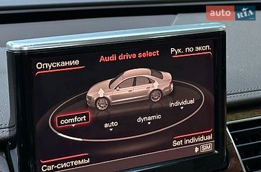 Седан Audi A8 2013 в Днепре