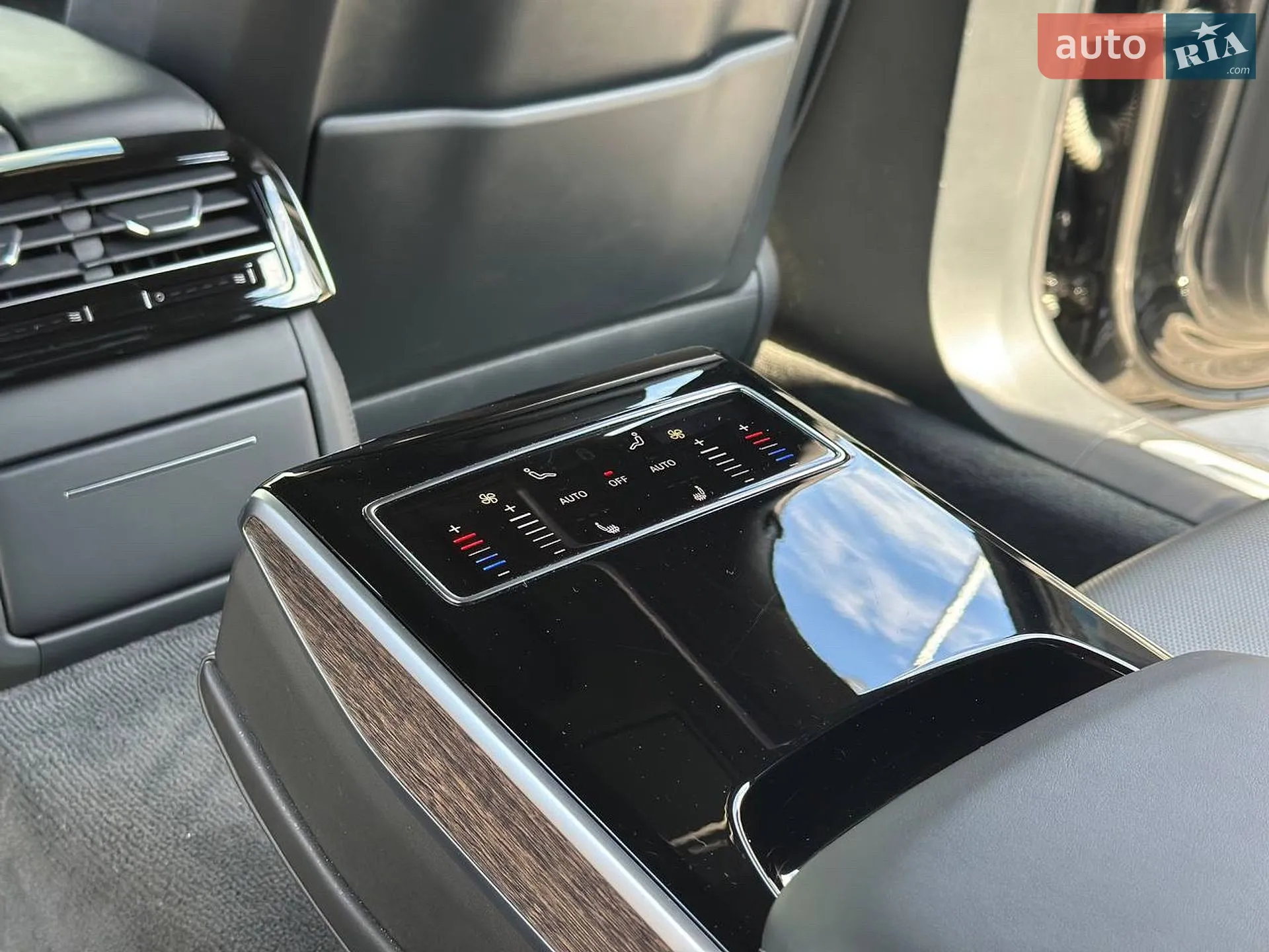2019 Audi A8 - мініатюра 43