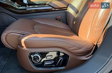 Седан Audi A8 2015 в Киеве