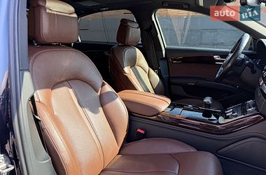 Седан Audi A8 2015 в Киеве