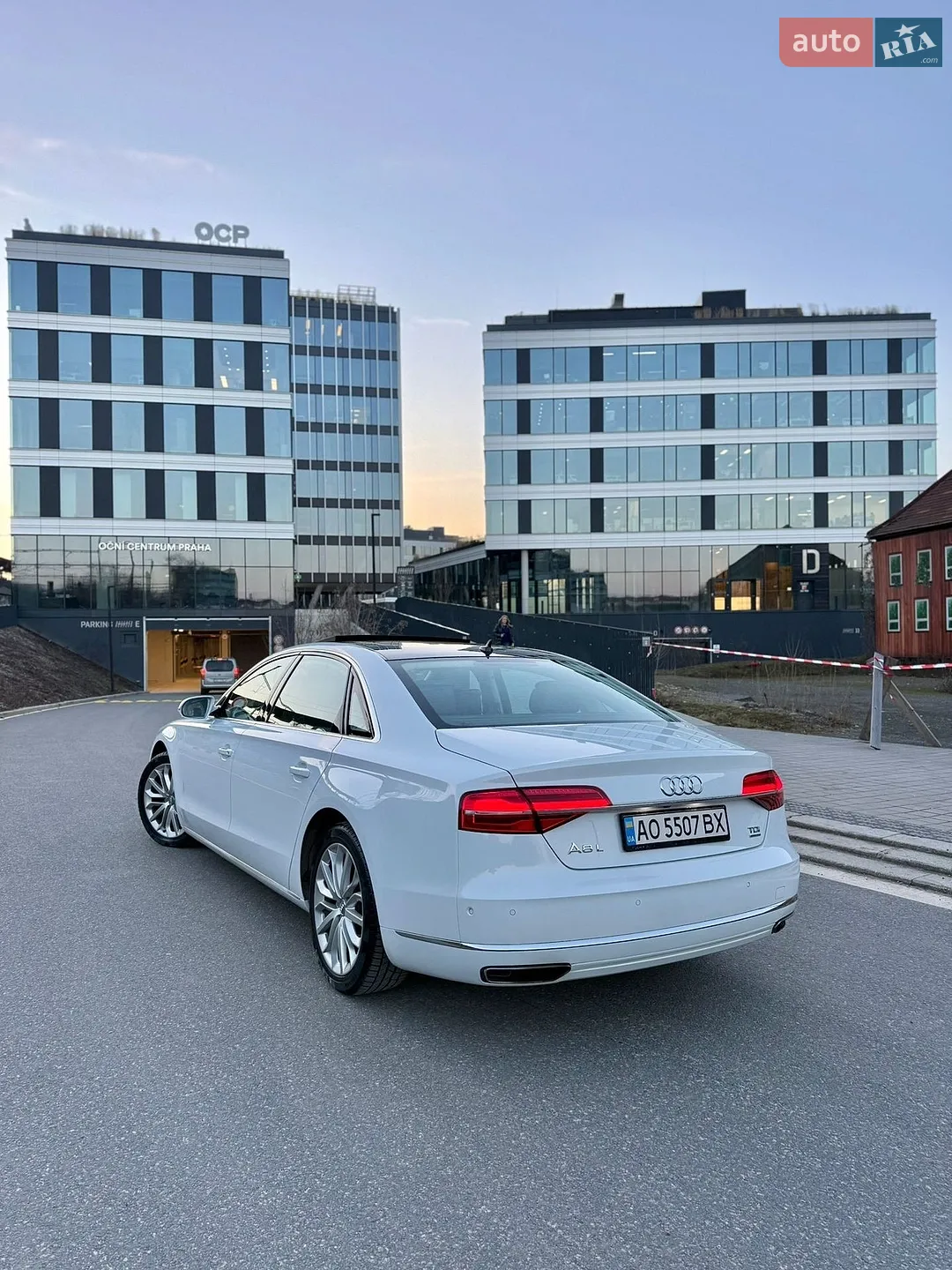 2014 Audi A8 - мініатюра 3