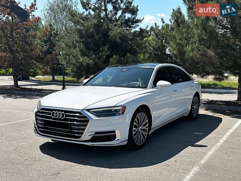 Седан Audi A8 2019 в Києві