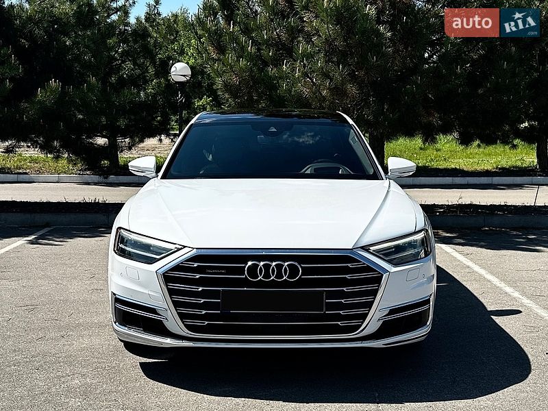 Седан Audi A8 2019 в Києві