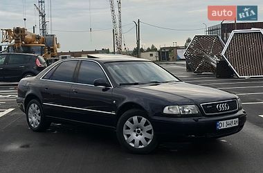Седан Audi A8 2001 в Рівному