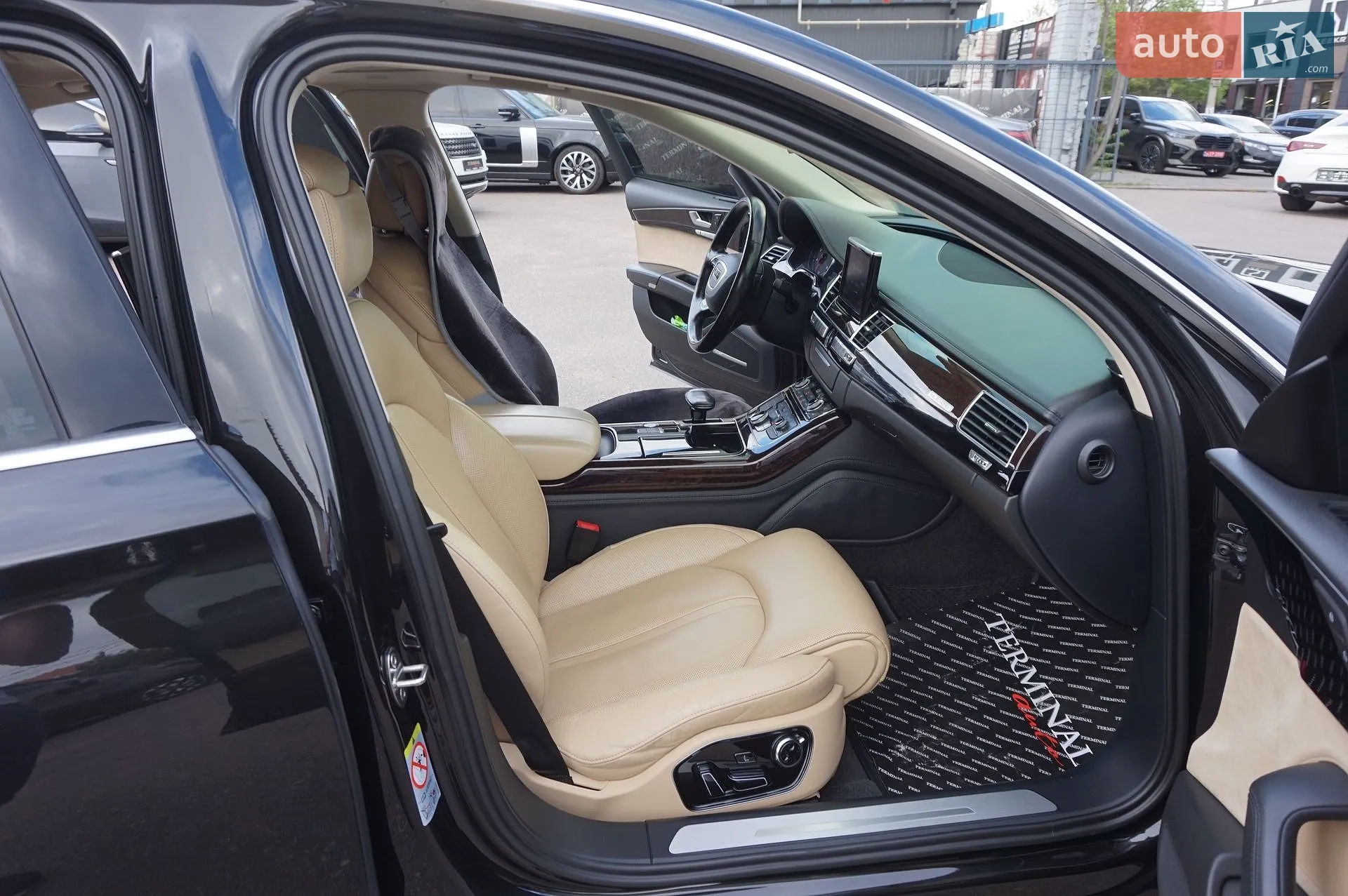 2012 Audi A8 - мініатюра 38