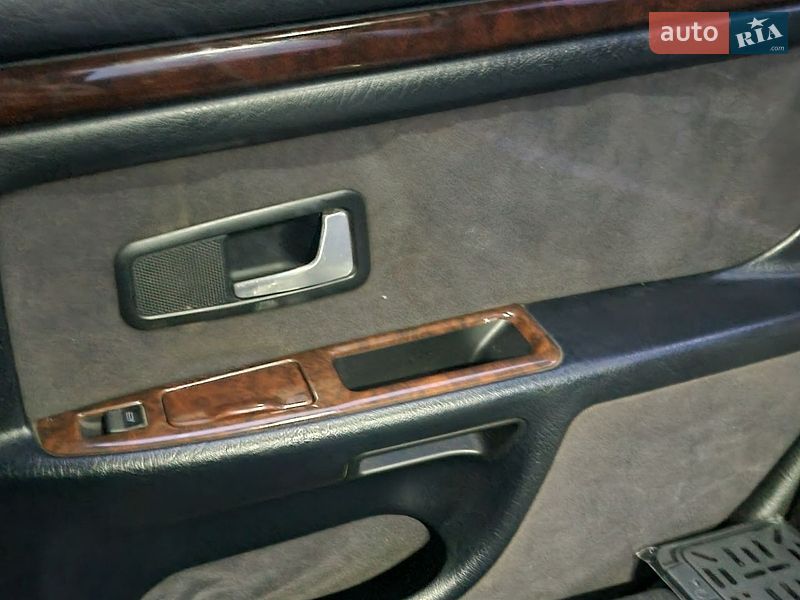 Седан Audi A8 1998 в Білій Церкві